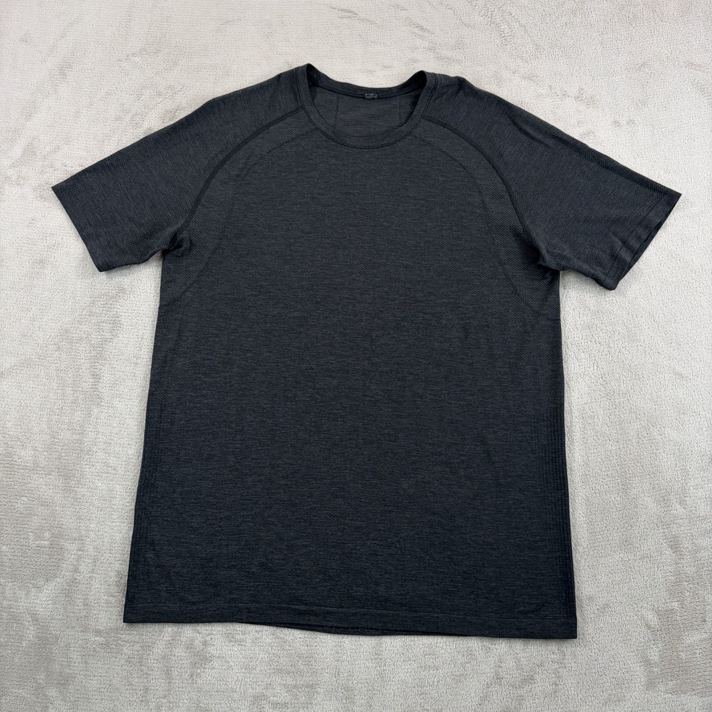 Lululemon Metal Vent Tech T Shirt in Deep Coal Black Men XL Short Sleeve Gym